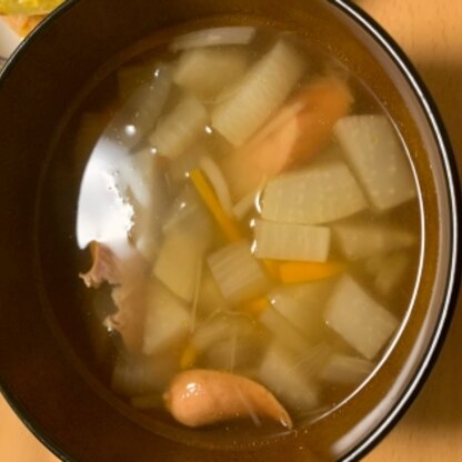 温まるスープでした。肌寒い日に飲みたくなります。